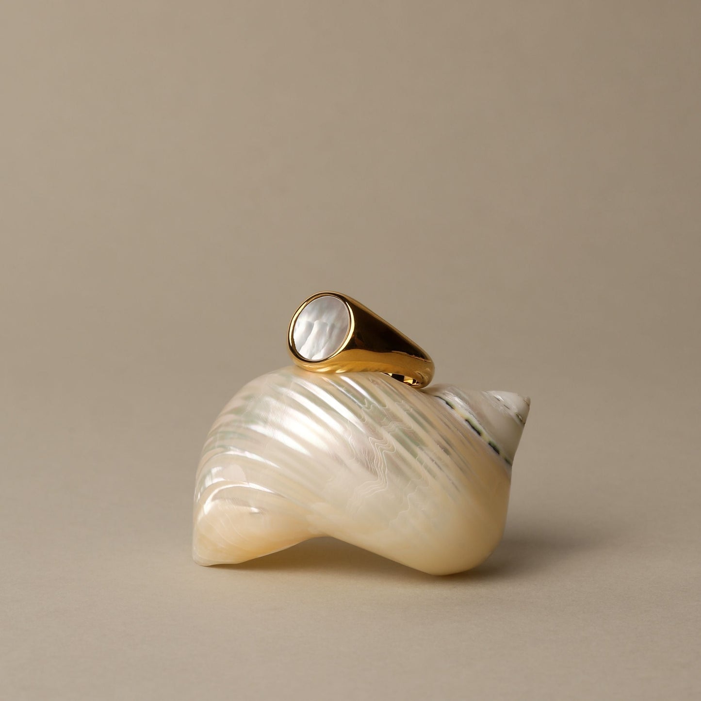 Anillo de Nácar