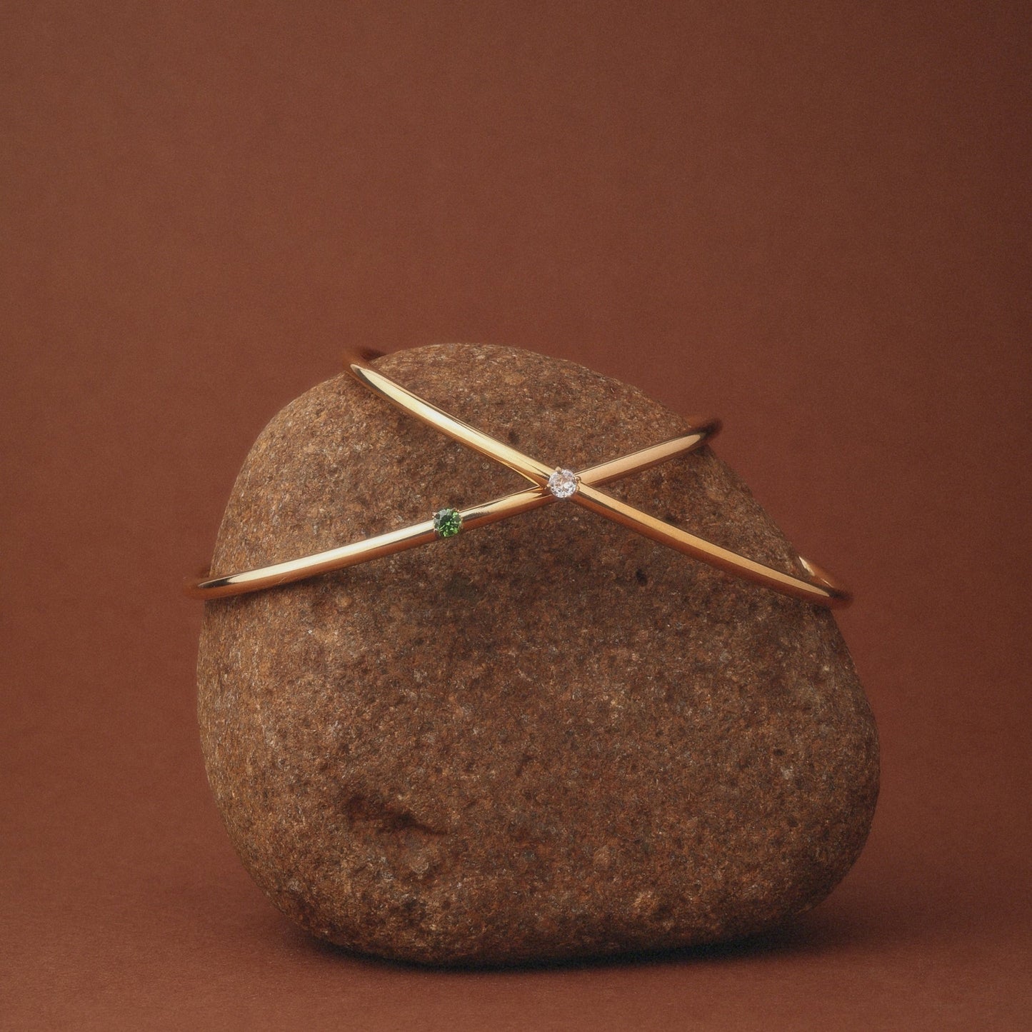 Brazalete Delgado de Esmeraldas
