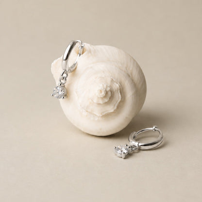 Pendientes de gota con brillantes