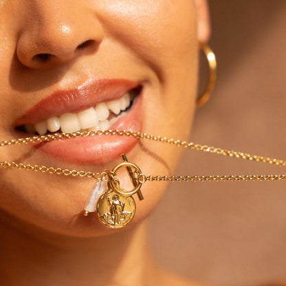 El collar del viajero